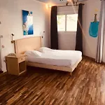 酒店 阿里亚纳酒店 3*