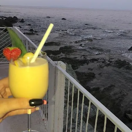 Ariana Hotel 3*