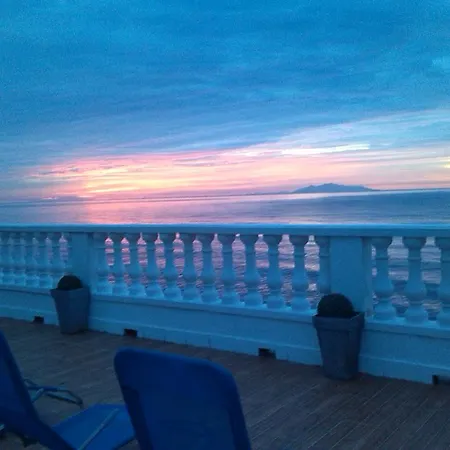 Ariana Marine du Miomo