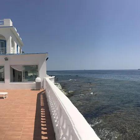 Ariana Hotel