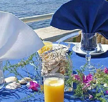 Ariana Hotel Marine du Miomo